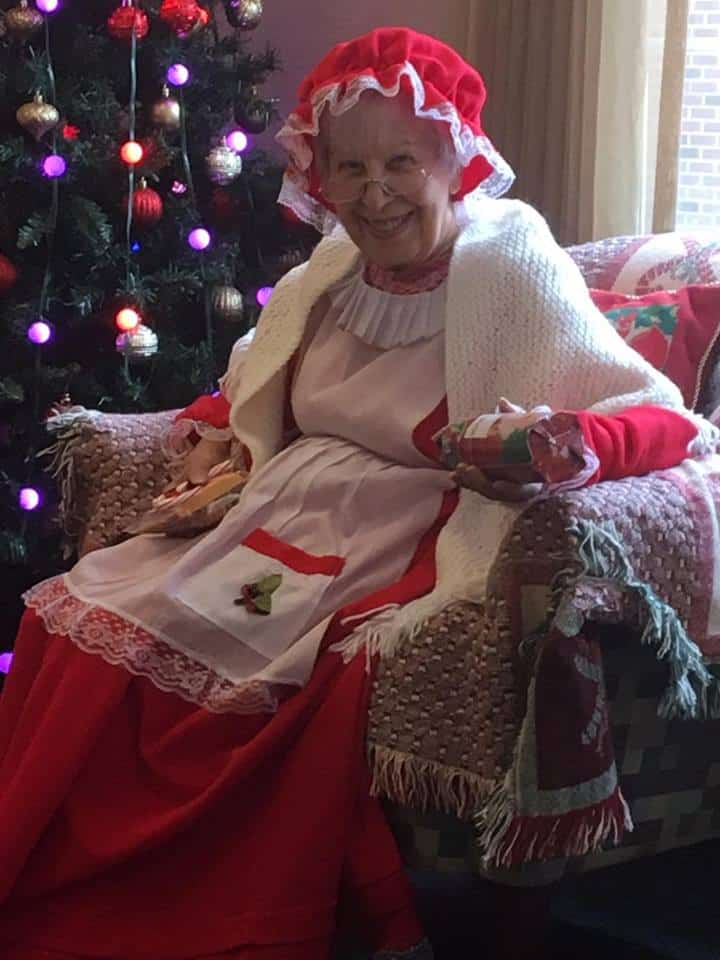 93-year-old ‘Mrs. Claus’ has one thing left on her bucket list. Any guesses?