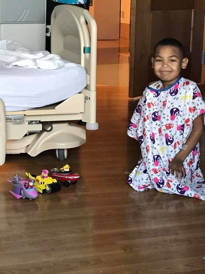 Falls boy who received kidney from his mom – is home and on the road to recovery! (Video)